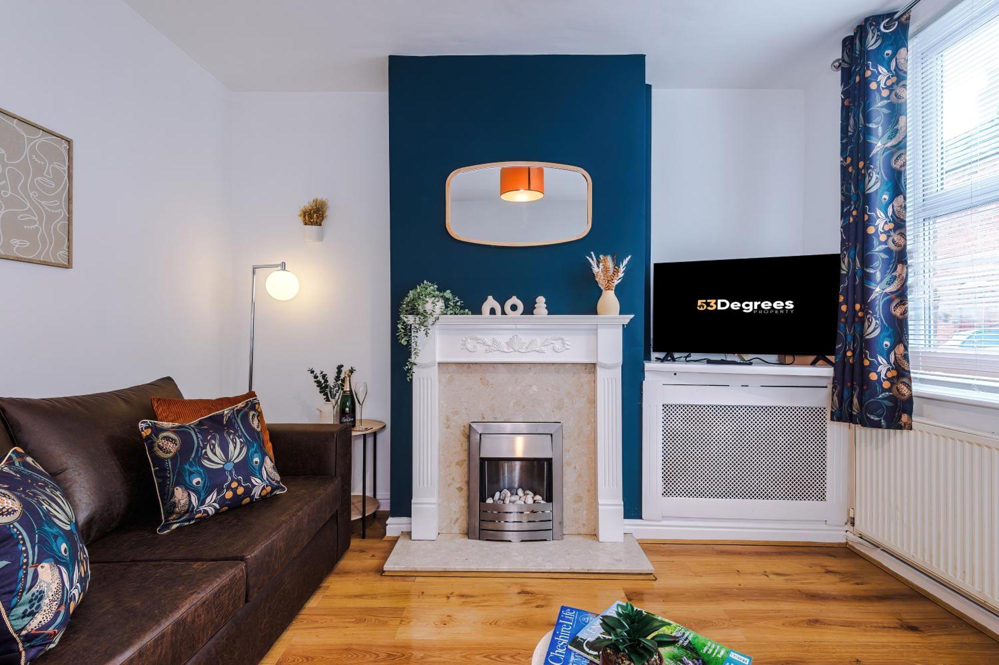 New! Spacious 2-Bed Home In Chester City-Centre By 53 Degrees Property, Ideal For Couples & Small Groups, Great Location - Sleeps 5 Εξωτερικό φωτογραφία